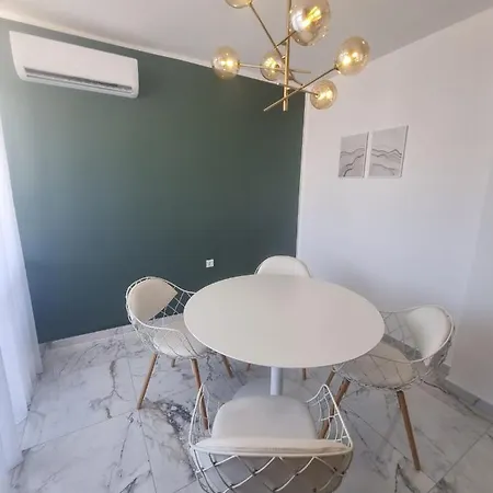 Apartment With View On City Marine Zara Esterno foto