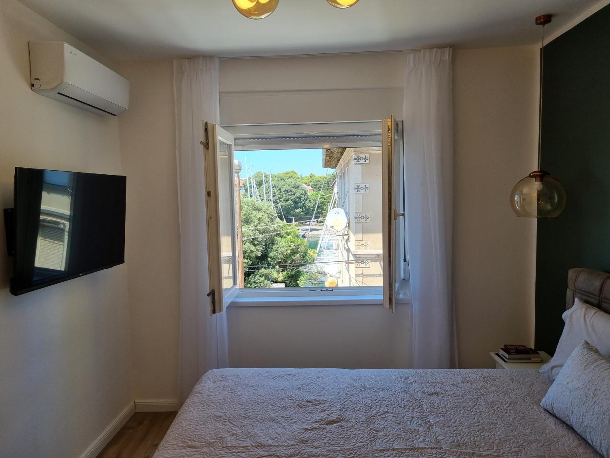 Apartman With View On Marine Zára