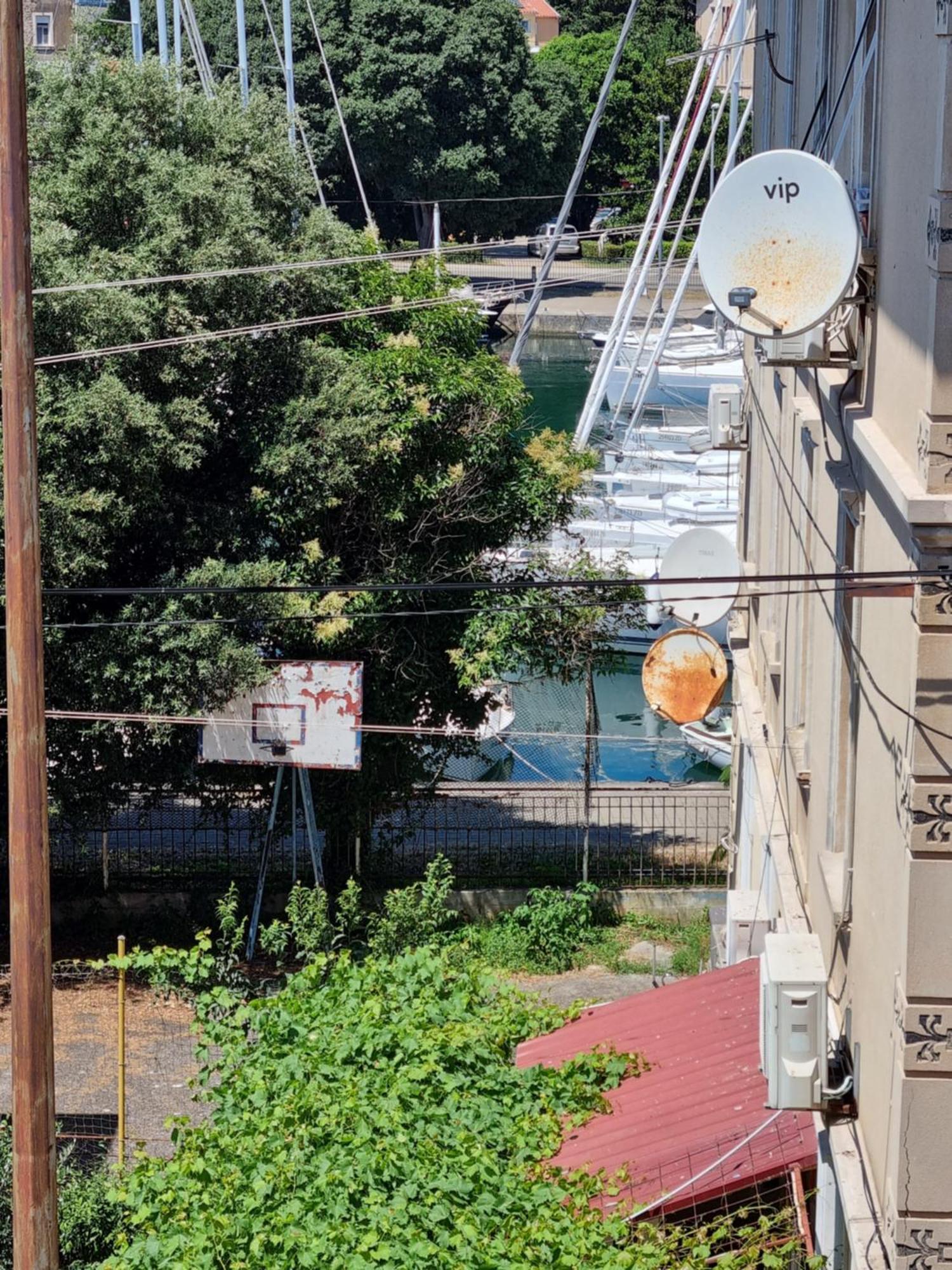 Apartman With View On Marine Zára